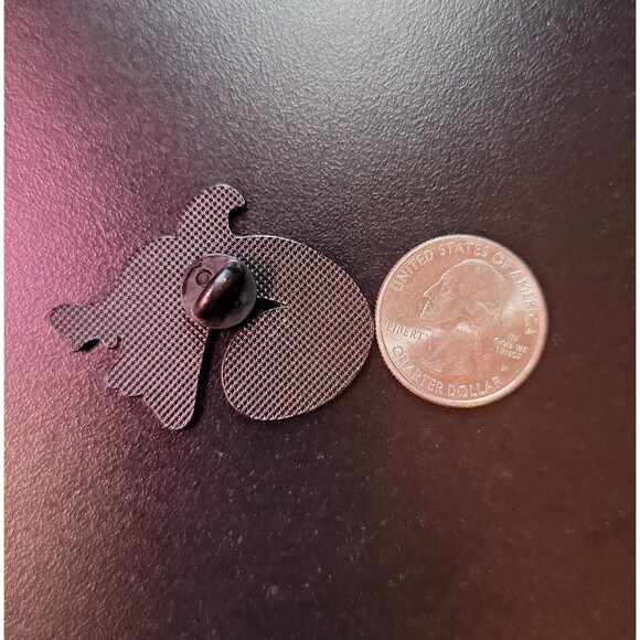 Beetlejuice‎ sandworm enamel pin - Picture 2 of 2